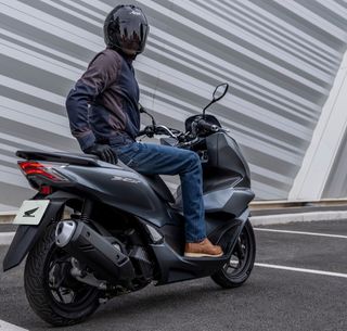 PCX125-2