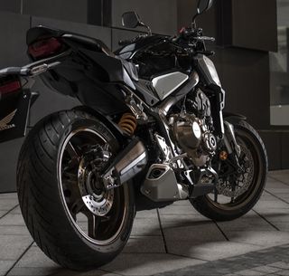 CB650R-7