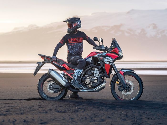 AFRICA TWIN-3